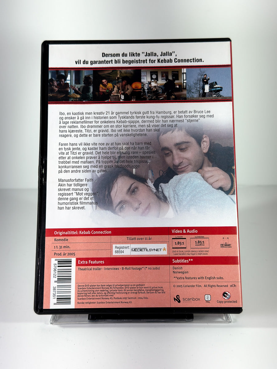 Bakside av cover til Kebab Connection, bruktfilm på DVD hos Brukbar Film