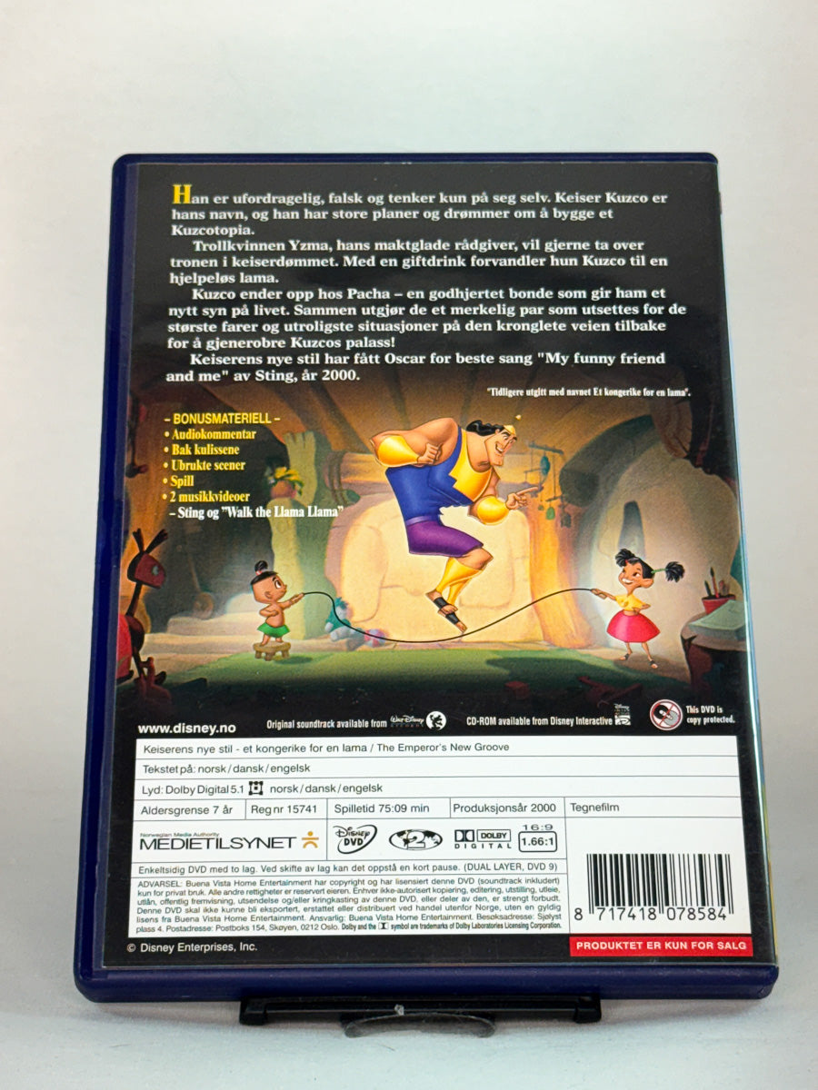 Bakside av DVD-cover til Keiserens nye stil (The Emperor’s New Groove) – humoristisk Disney-film der keiser Kuzco forvandles til en lama, brukt originalfilm hos Brukbar Film.