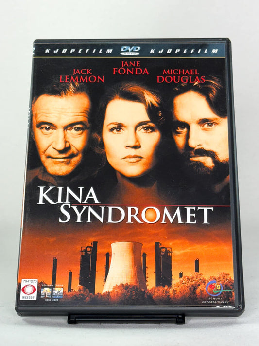 Forside av DVD-cover til Kina-syndromet – spenningsfilm med Jane Fonda, Jack Lemmon og Michael Douglas, brukt DVD hos Brukbar Film