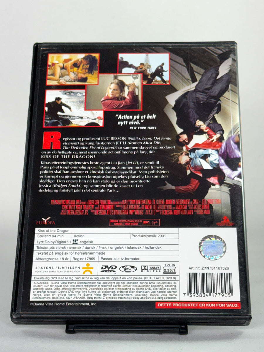 Bakside av DVD-cover til Kiss of the Dragon – eksplosiv kampsportfilm med Jet Li i toppform – brukt original-DVD hos Brukbar Film.