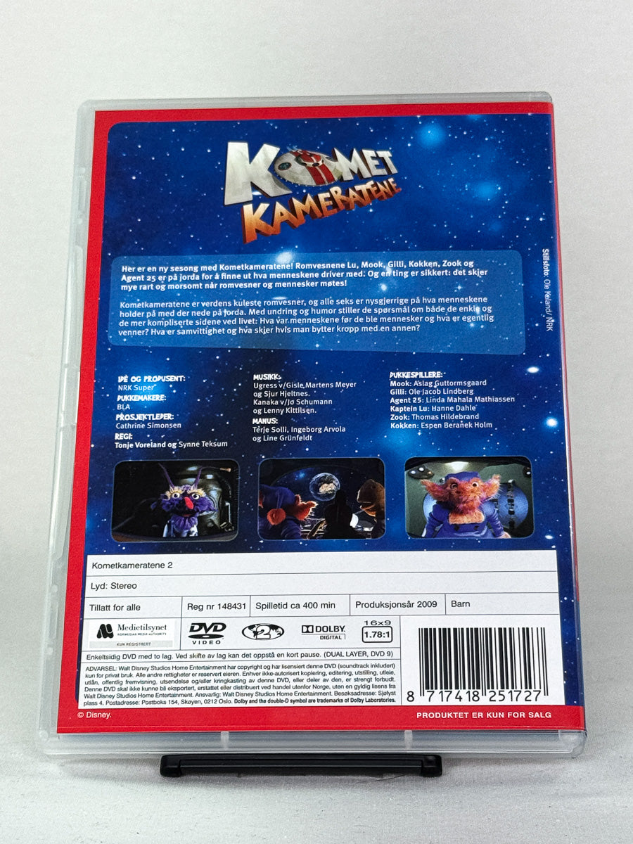 Bakside av DVD-cover til Kometkameratene – Sesong 2 – morsom og lærerik serie for barn i alle aldre – brukt original-DVD hos Brukbar Film.