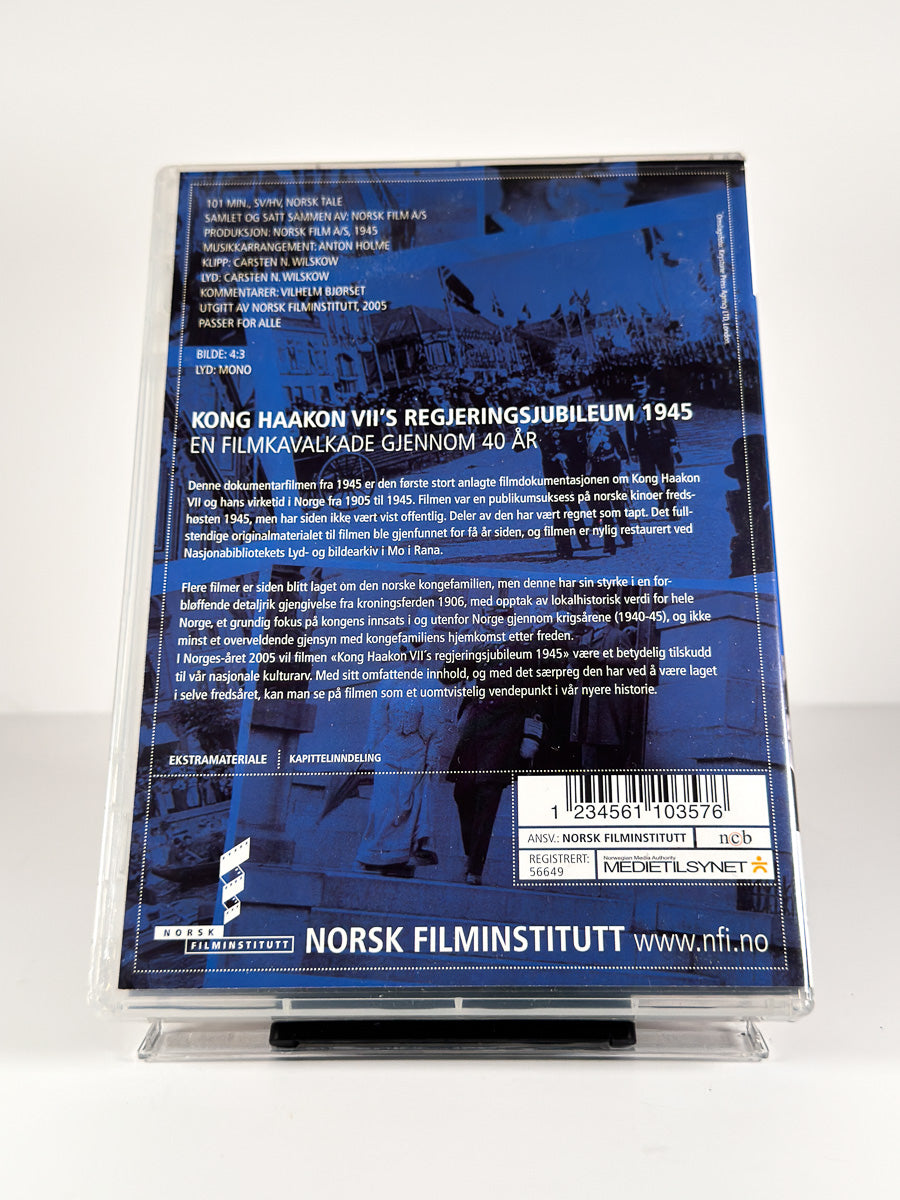 Bakside av cover til Kong Haakon VII's regjeringsjubileum 1945 på DVD