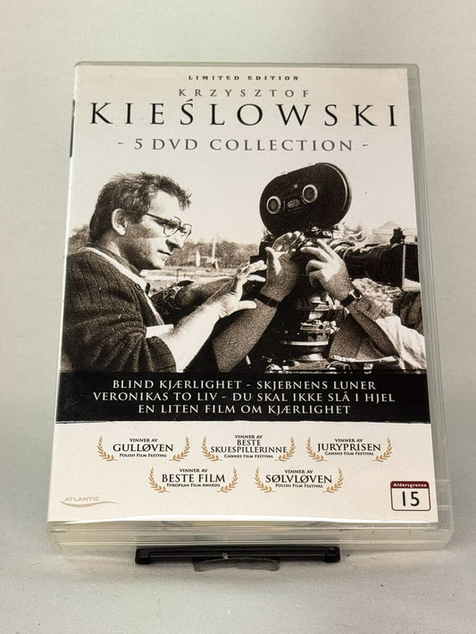Forside av DVD-boksen Krzysztof Kieslowski – 5 DVD Collection med fem av hans mest kjente filmer, brukt samleboks fra Brukbar Film