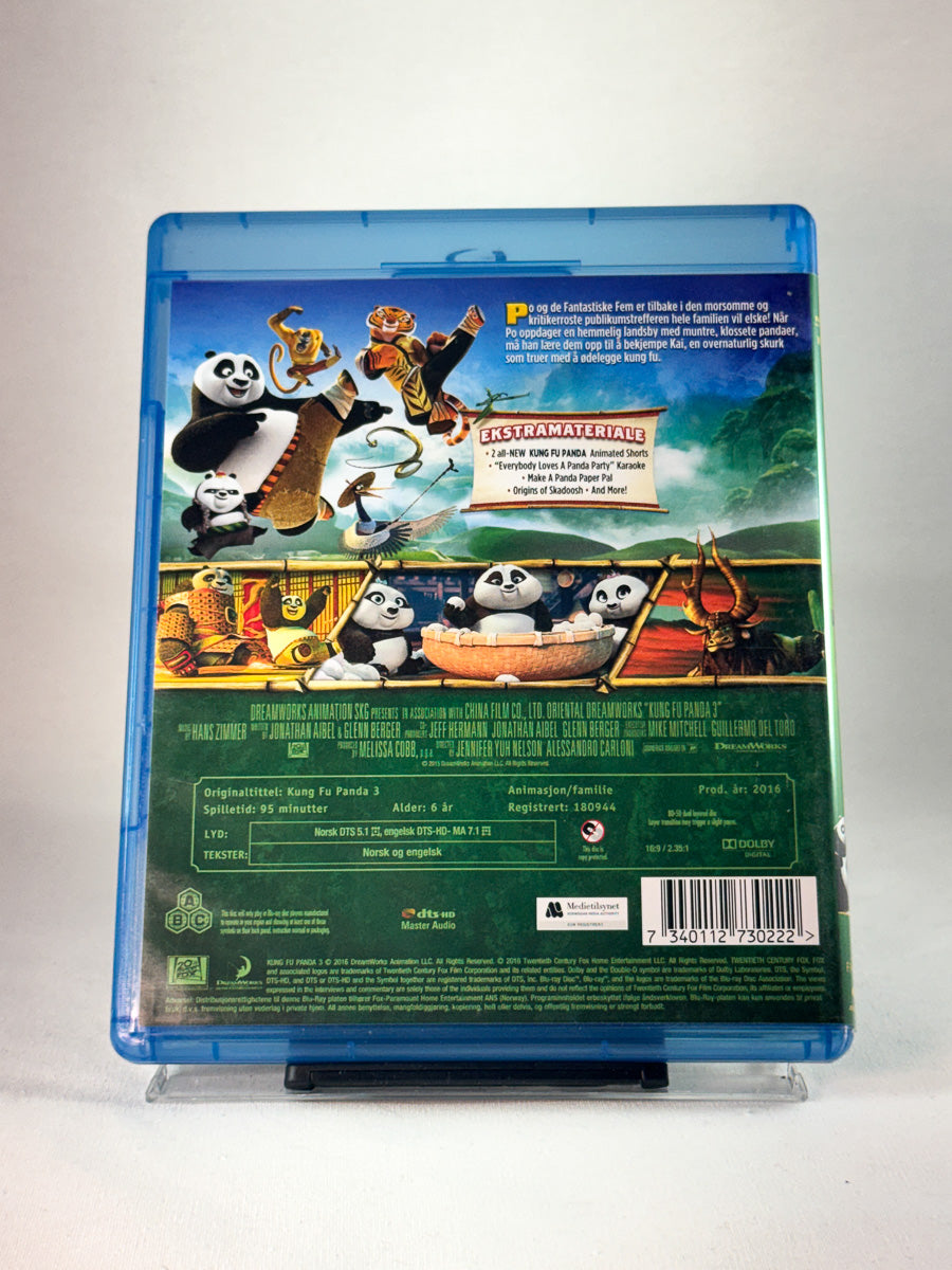 Bakside av cover til Kung Fu Panda 3, brukt Blu-ray hos Brukbar Film