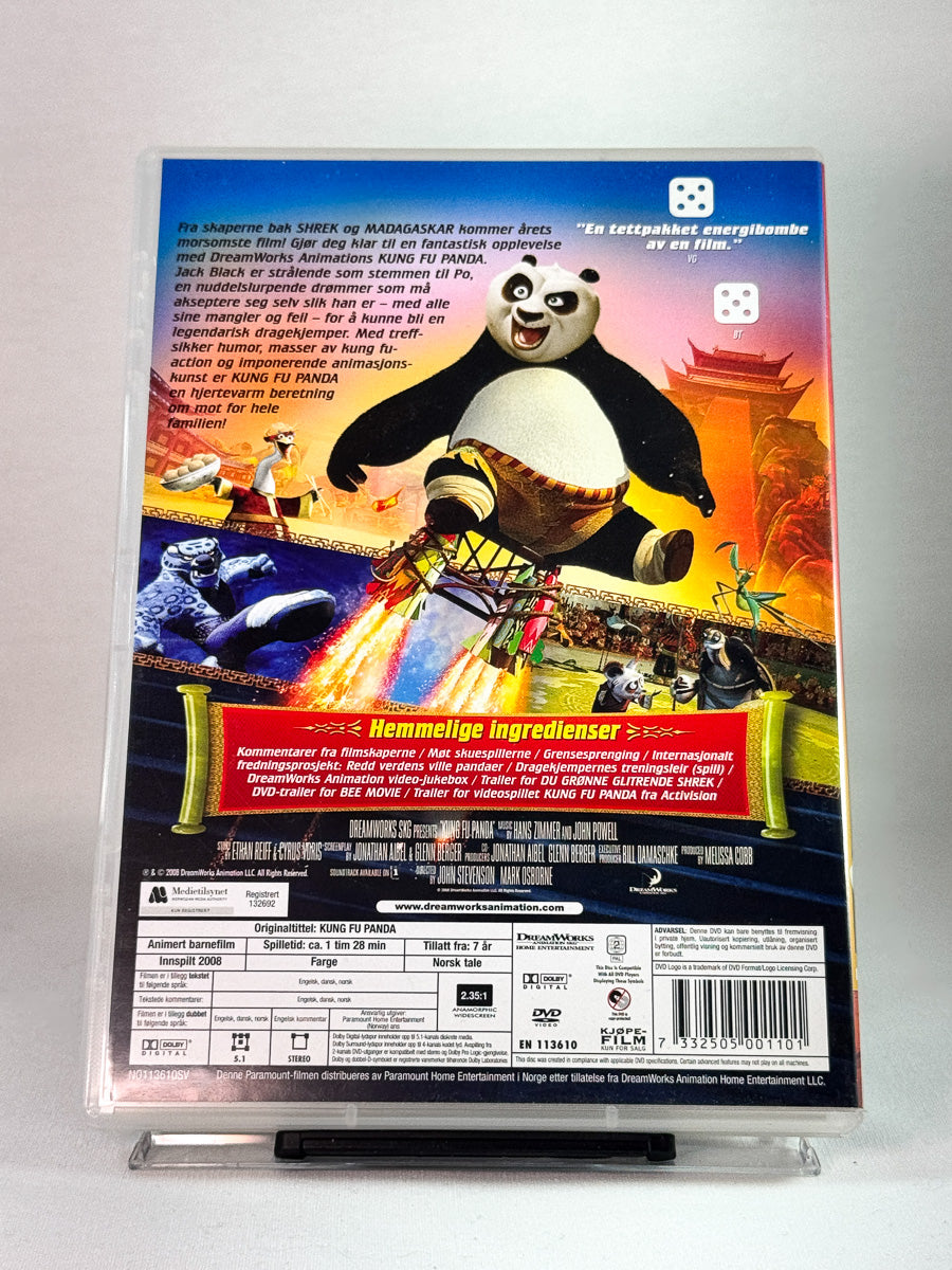 Bakside av DVD-cover til Kung Fu Panda, brukt original DVD hos Brukbar Film
