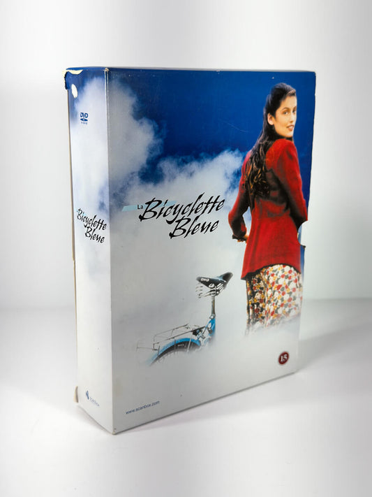 Forside av cover til La Bicyclette Bleue, brukt DVD hos Brukbar Film