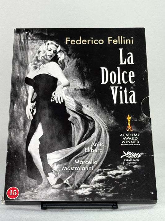 DVD-cover-forside til filmen Det søte liv (La Dolce Vita) – Brukt DVD fra nettbutikken Brukbar Film