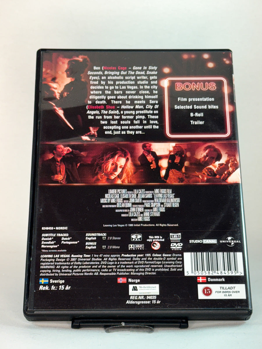 Bakside av DVD-cover til Leaving Las Vegas (1995) – Oscar-belønnet drama med Nicolas Cage og Elisabeth Shue, regissert av Mike Figgis – original brukt DVD-utgave tilgjengelig hos Brukbar Film.