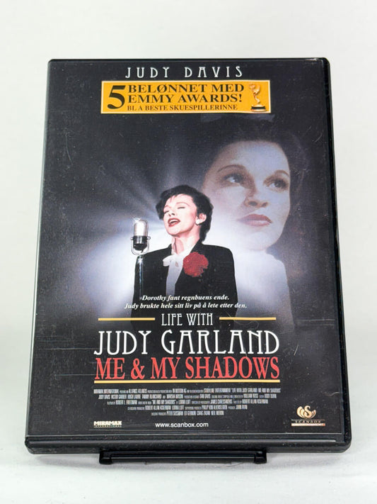 Forside av DVD-cover til Life with Judy Garland: Me & My Shadows – prisvinnende biografisk drama med Judy Davis som Judy Garland – brukt DVD-film hos Brukbar Film.