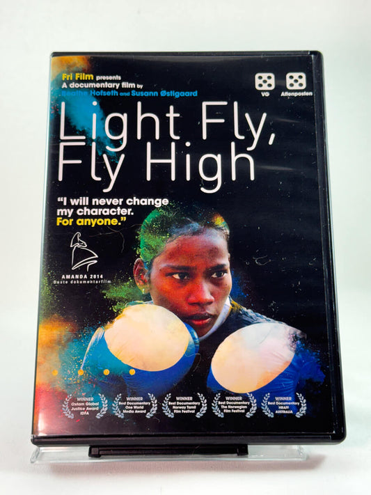 Forside av DVD-cover til Light Fly, Fly High, bruktfilm hos nettbutikken Brukbar Film 