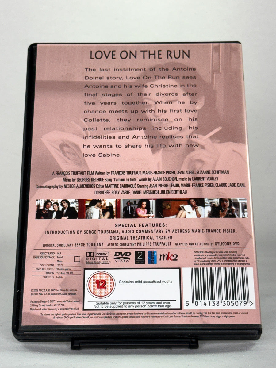 Bakside av DVD-cover for filmen Love on the Run (originaltittel: L'amour en fuite) – brukt fransk originalfilm på DVD, tilgjengelig hos Brukbar Film