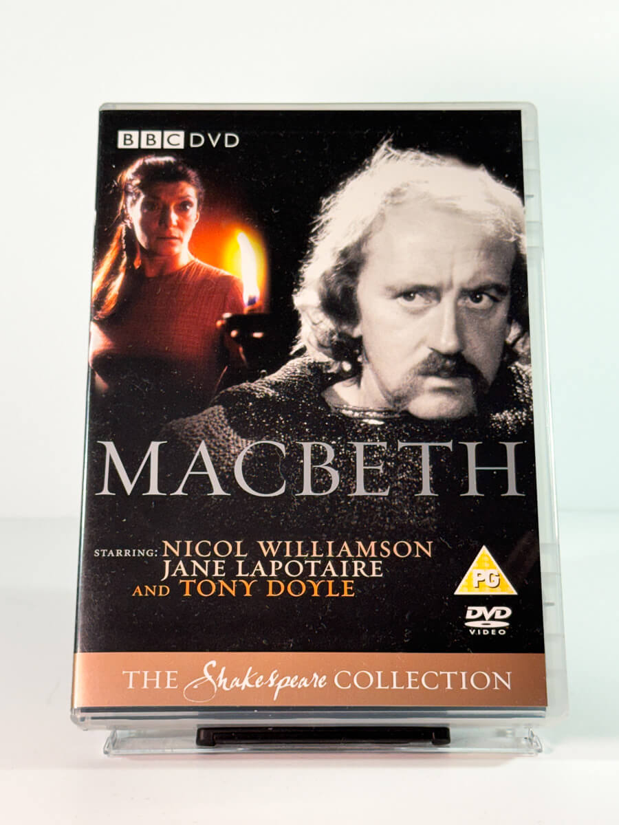 Forside av cover til macbeth, brukt DVD hos Brukbar Film