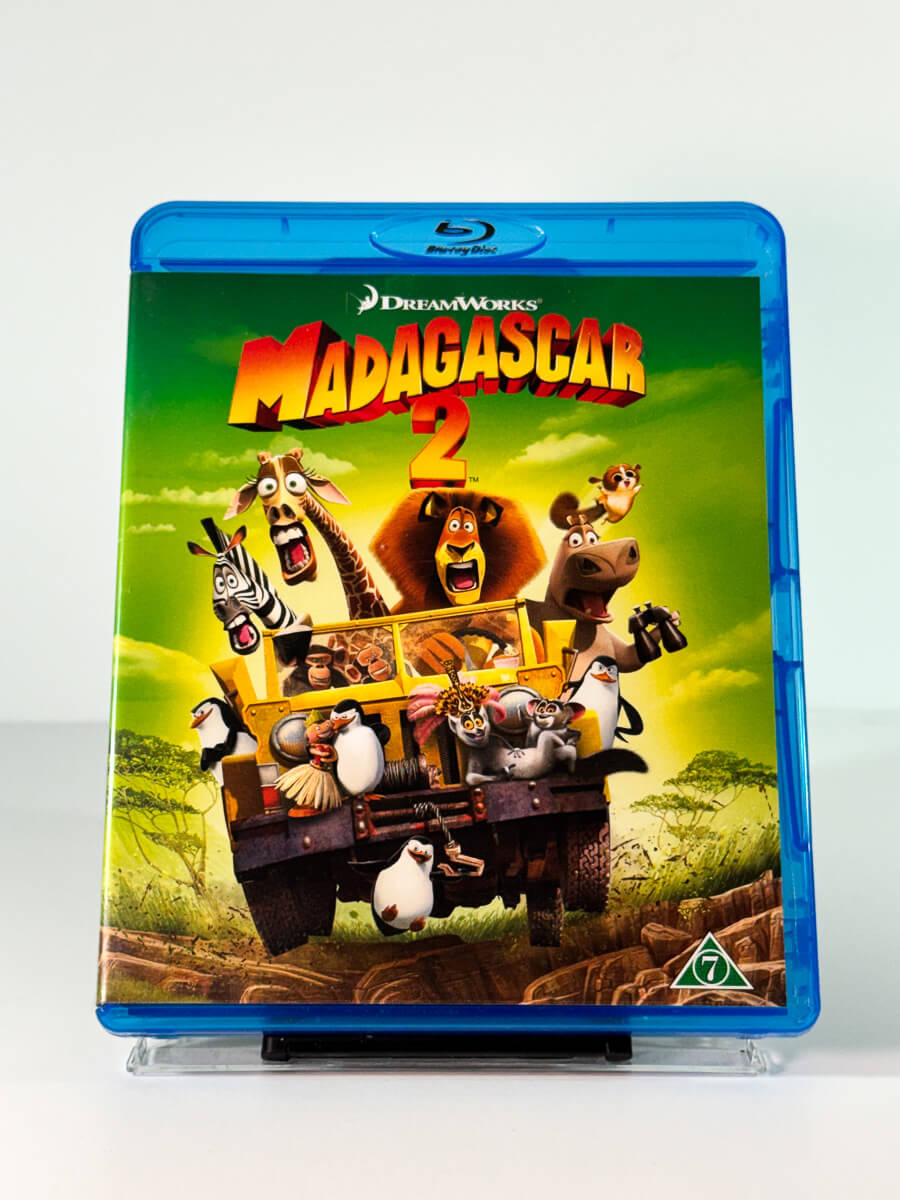 Forside av cover til Madagaskar 2 på Blu-ray, bruktfilm hos Brukbar Film