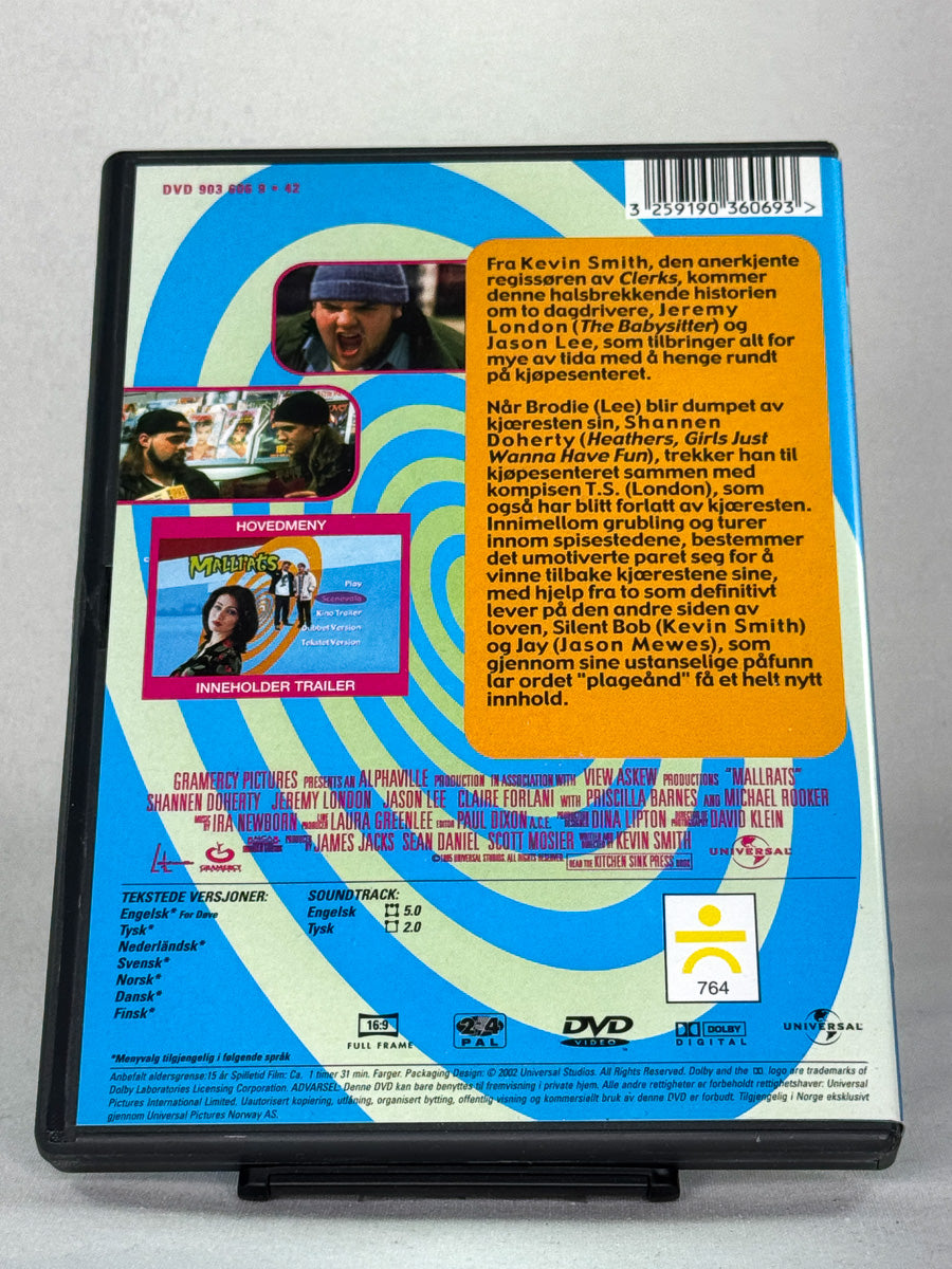 DVD-bakside til filmen Mallrats
Baksiden viser info, spesifikasjoner og eventuell ekstratekst – produktbilde fra nettbutikken Brukbar Film