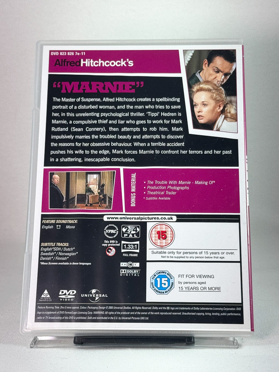 Bakside av DVD-cover for Marnie – psykologisk thriller om kontroll og begjær, brukt DVD hos Brukbar Film.