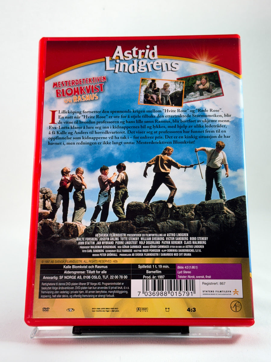 Bakside av DVD-cover til Mesterdetektiven Blomkvist og Rasmus, brukt originalfilm på DVD hos Brukbar Film