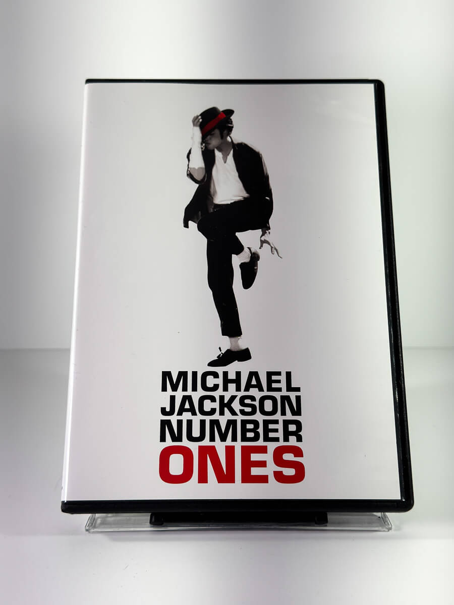 Forside av cover til Michael Jackson: Number Ones, bruktfilm hos nettbutikken Brukbar Film