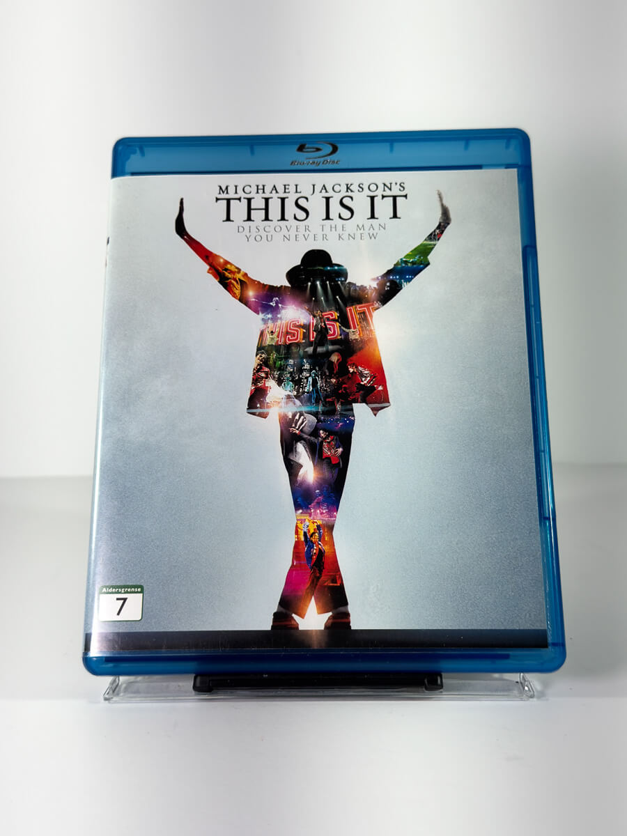 Forside av cover til Michael Jackson's This Is It på Blu-ray