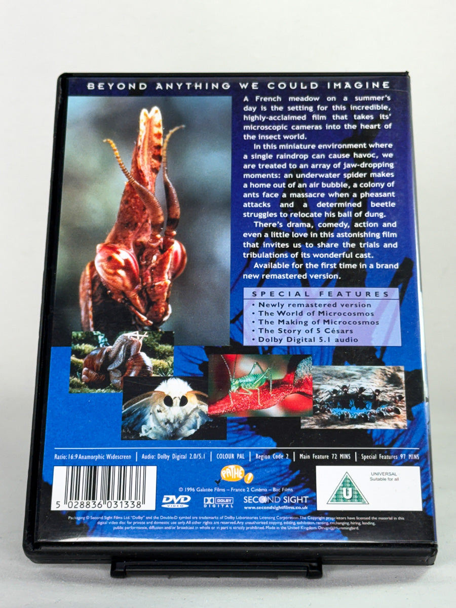 Bakside av DVD-coveret til Microcosmos – dokumentar med bonusmateriale og spesifikasjoner, brukt DVD fra Brukbar Film