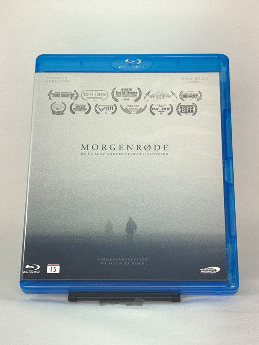 Forside av Blu-ray-cover til Morgenrøde – brukt norsk sci-fi-film på Blu-ray fra Another World Entertainment, kjøp hos Brukbar Film