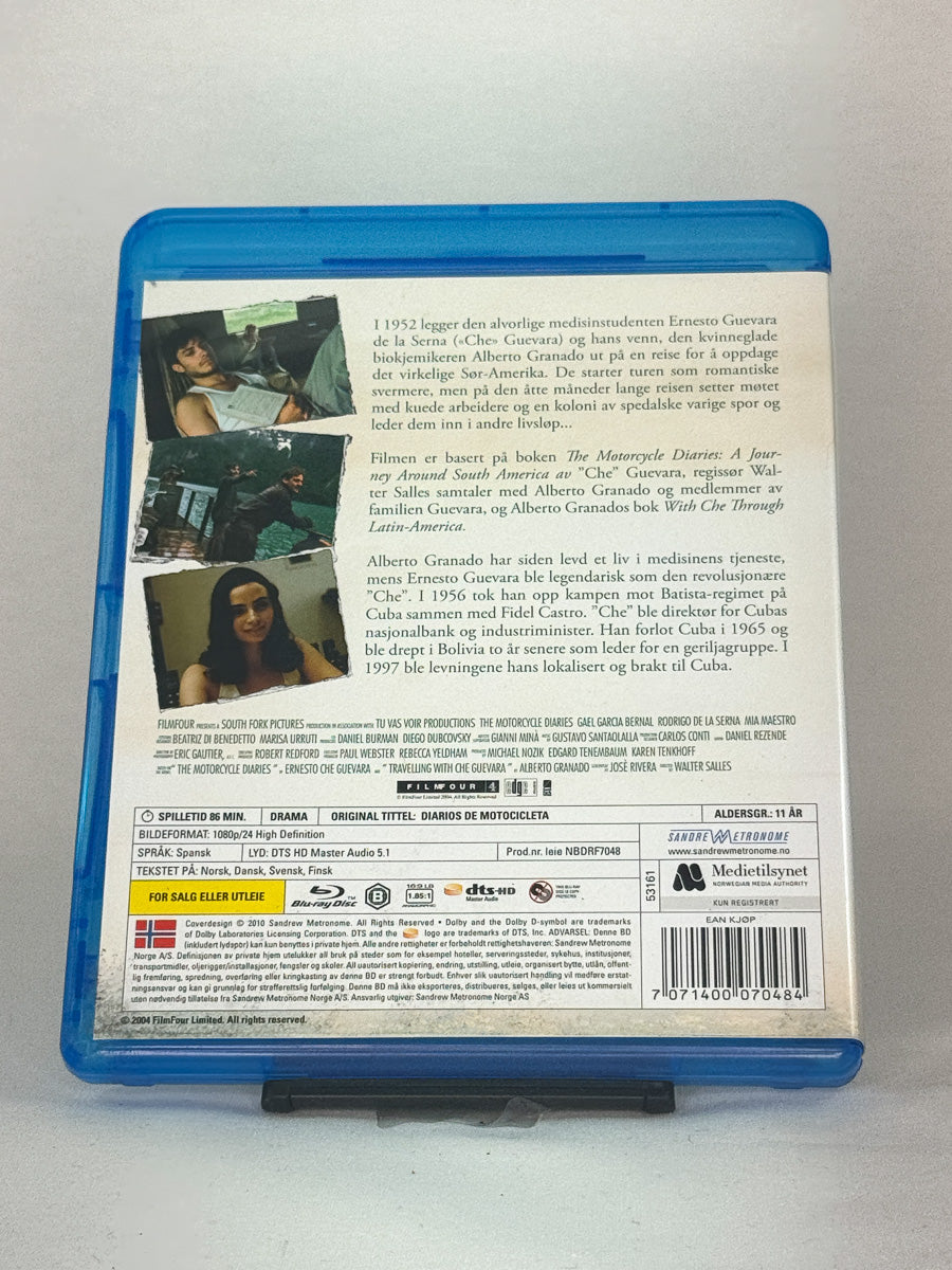 Bakside av Blu-ray-cover til Motorsykkeldagbøkene – brukt biografisk reise-drama i Blu-ray-utgave fra Brukbar Film