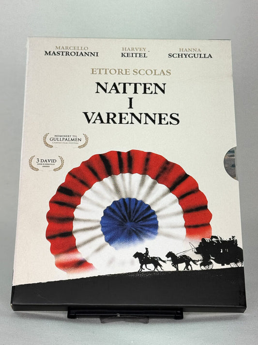 Forside av DVD-cover til Natten i Varennes – historisk drama regissert av Ettore Scola, tilgjengelig hos Brukbar Film