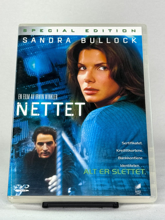 Forside av DVD-cover til Nettet (The Net) med Sandra Bullock – brukt thrillerfilm på DVD tilgjengelig hos Brukbar Film