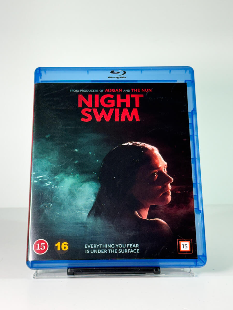 Forside av cover til Night Swim på Blu-ray