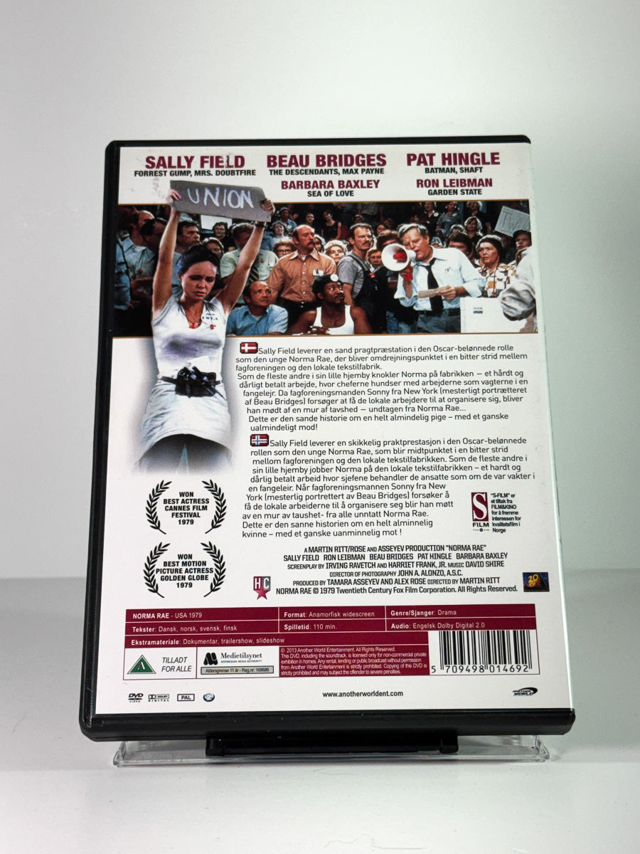 Bakside av cover til Norma Rae, bruktfilm på DVD hos Brukbar Film