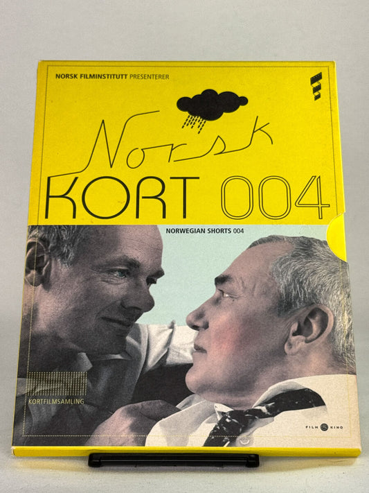 DVD-forside til filmen Norsk Kort 004
Originalt cover brukt for produktbilde i nettbutikken Brukbar Film