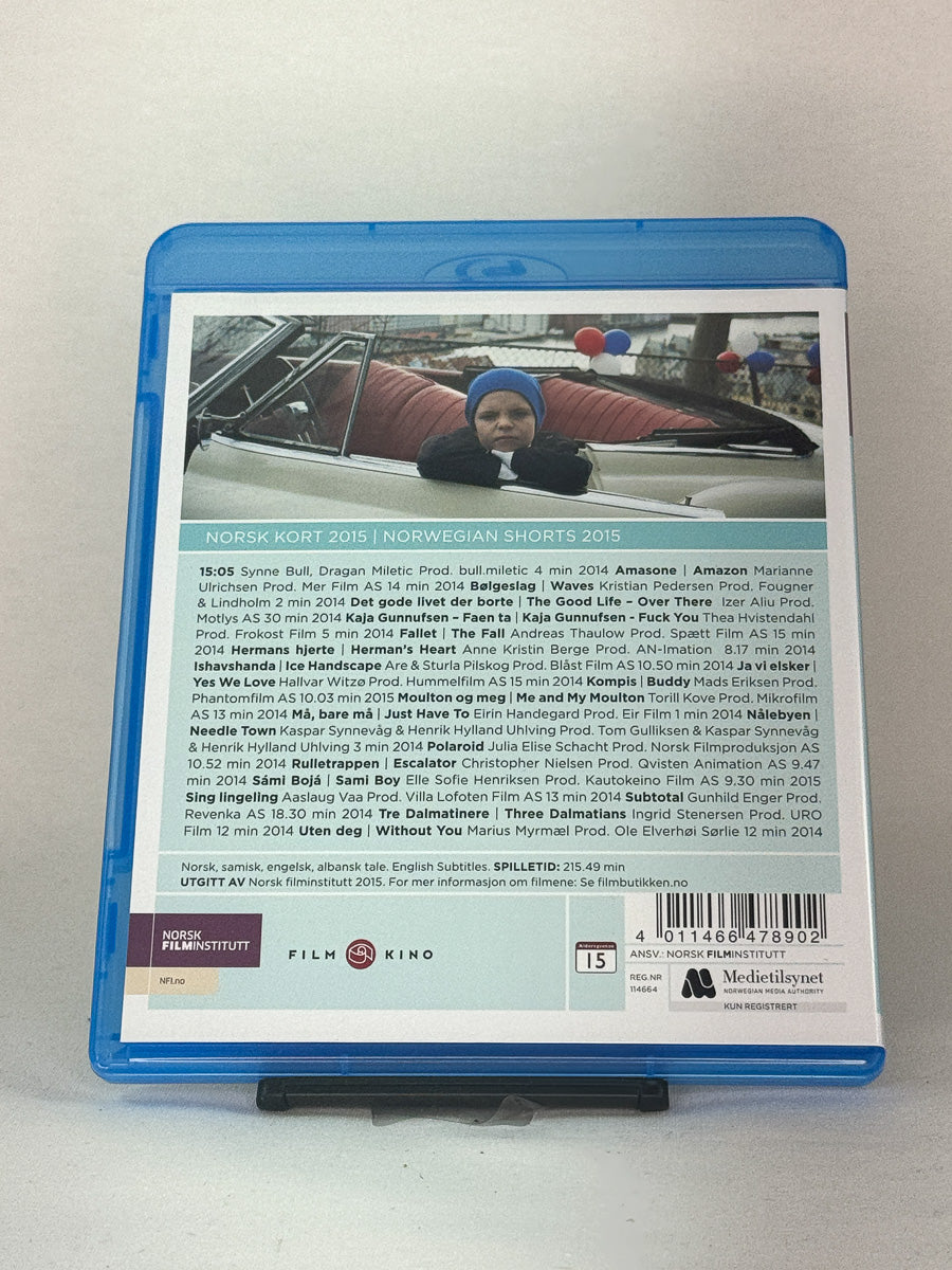 Bakside av Blu-ray-cover til Norsk Kort 2015 – brukt original Blu-ray kortfilm-samling, tilgjengelig hos Brukbar Film