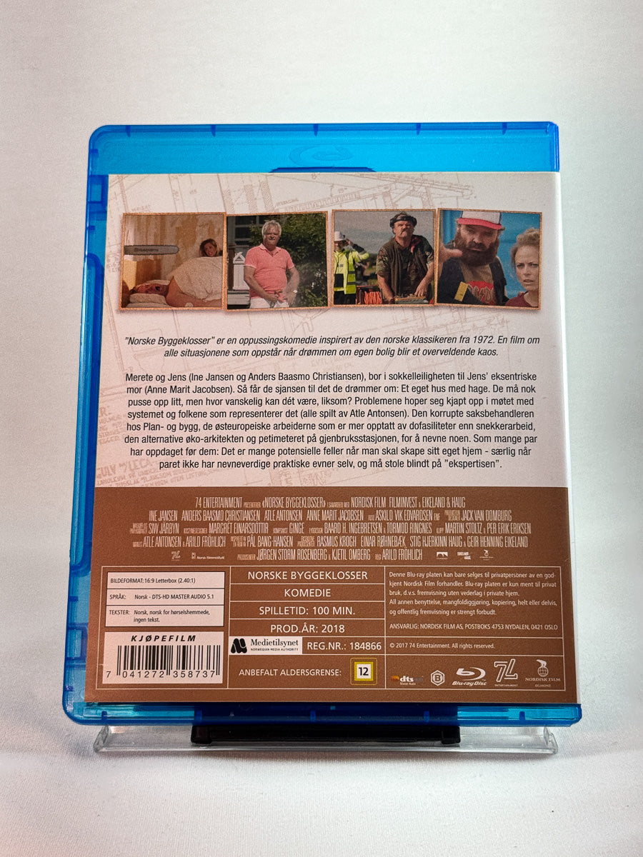 Bakside av Blu-ray-cover til Norske Byggeklosser, brukt Blu-ray hos Brukbar Film