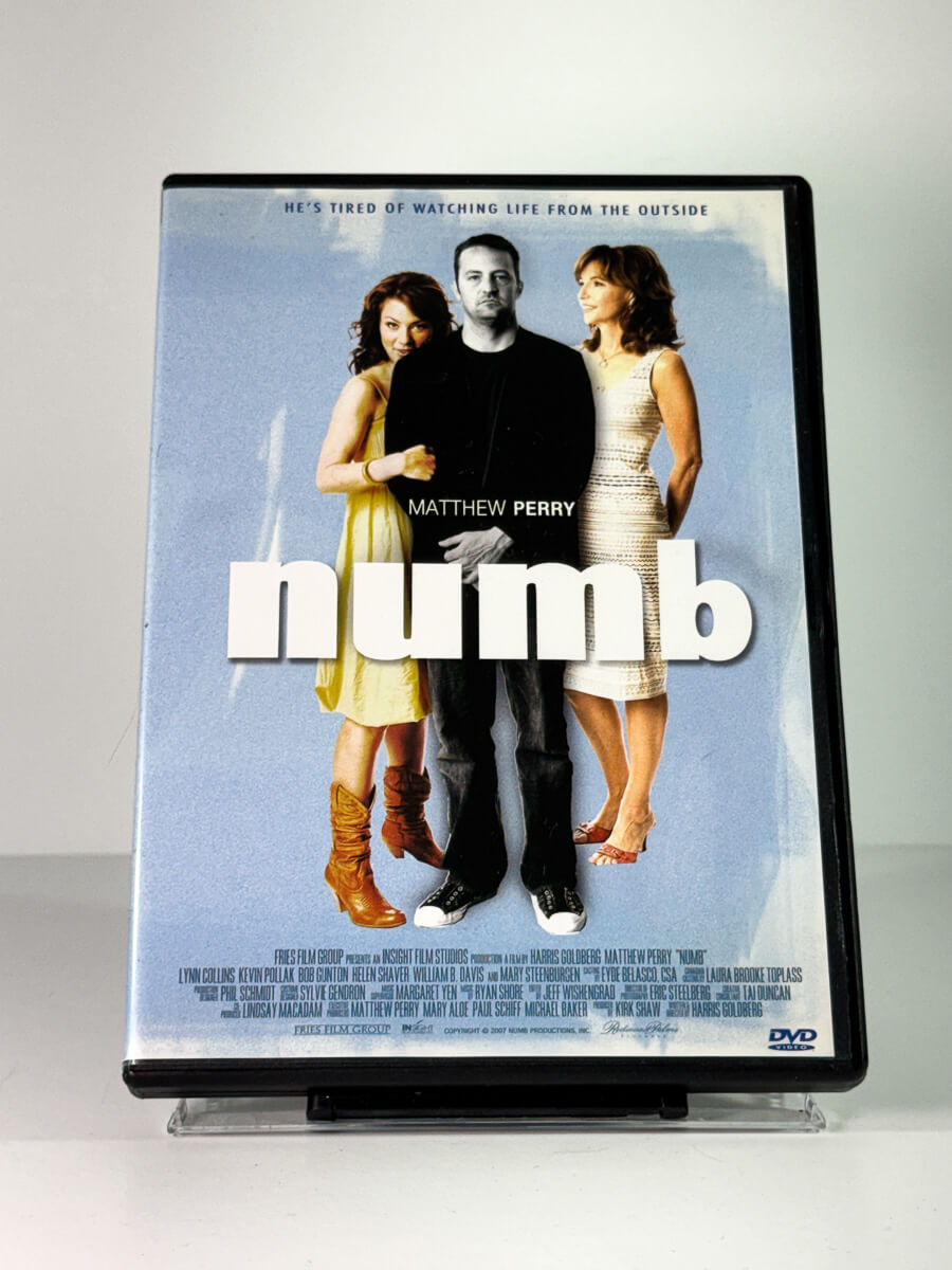 Forside av cover til Numb, bruktfilm hos nettbutikken Brukbar Film