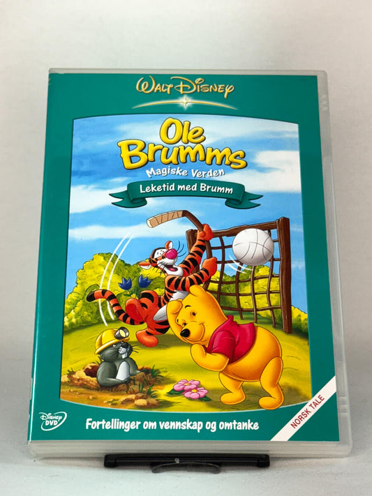 Forside av DVD-cover til Ole Brumm – Magiske verden: Leketid med Brumm – fortellinger om lek, vennskap og omtanke, brukt DVD hos Brukbar Film.