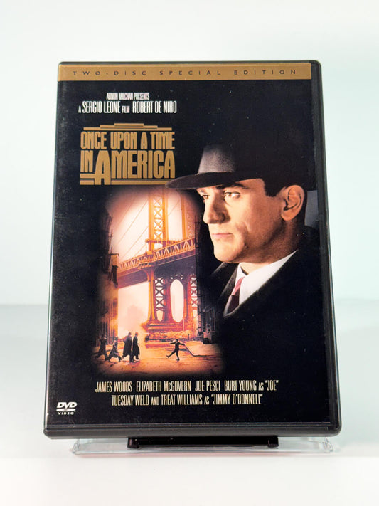 Forside av cover til Once Upon a Time in America, brukt DVD hos Brukbar Film