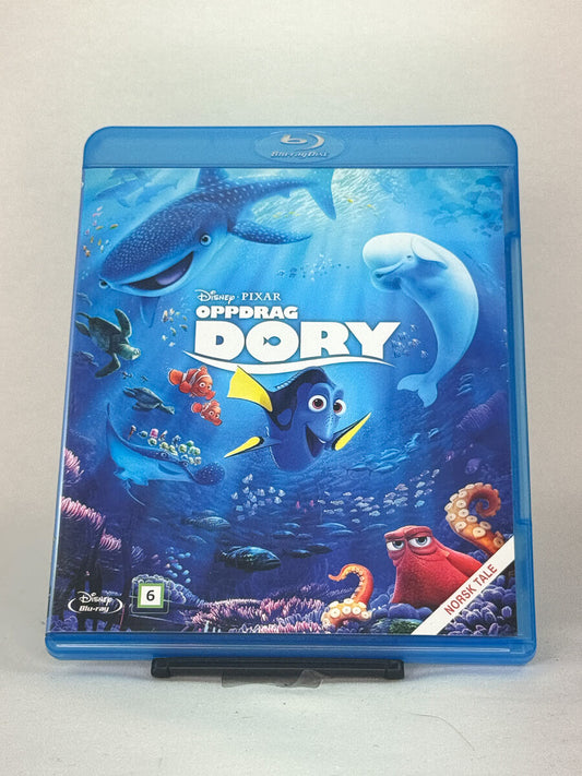 Forside av Blu-ray-cover til filmen Oppdrag Dory (Finding Dory) – Disney Pixar oppfølger, brukt Blu-ray fra Brukbar Film