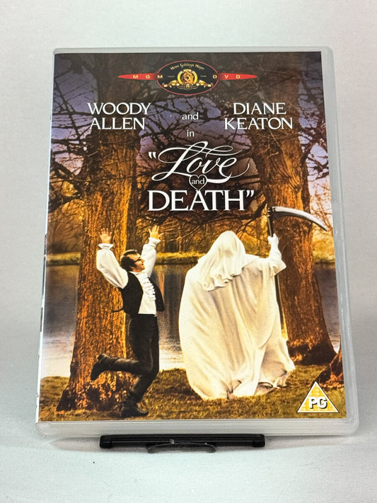 Forside av DVD-cover til Love and Death av Woody Allen med Diane Keaton – filosofisk og absurd komedieklassiker, brukt DVD hos Brukbar Film.