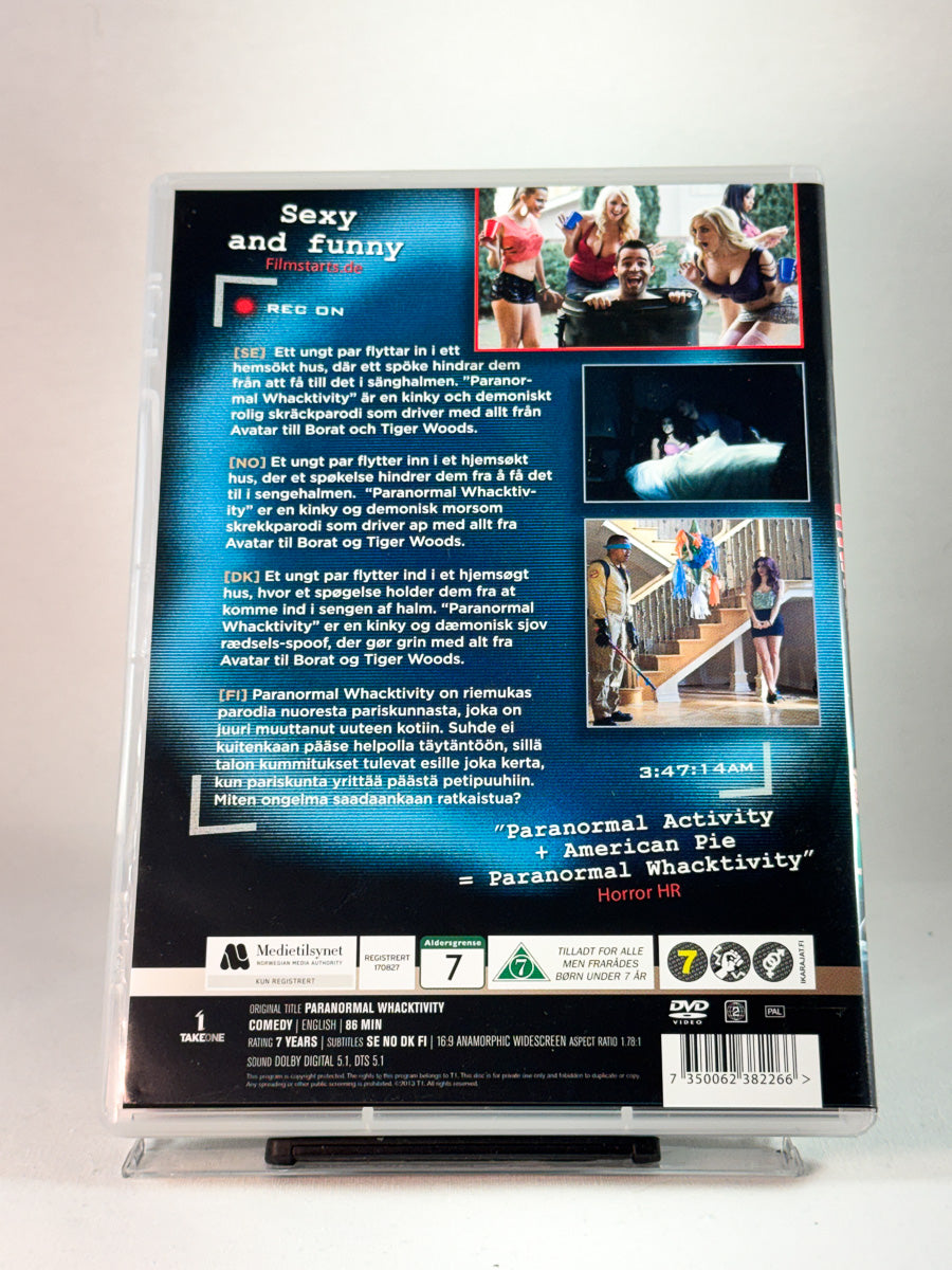 Bakside av cover til Paranormal Whacktivity, brukt original DVD hos Brukbar Film