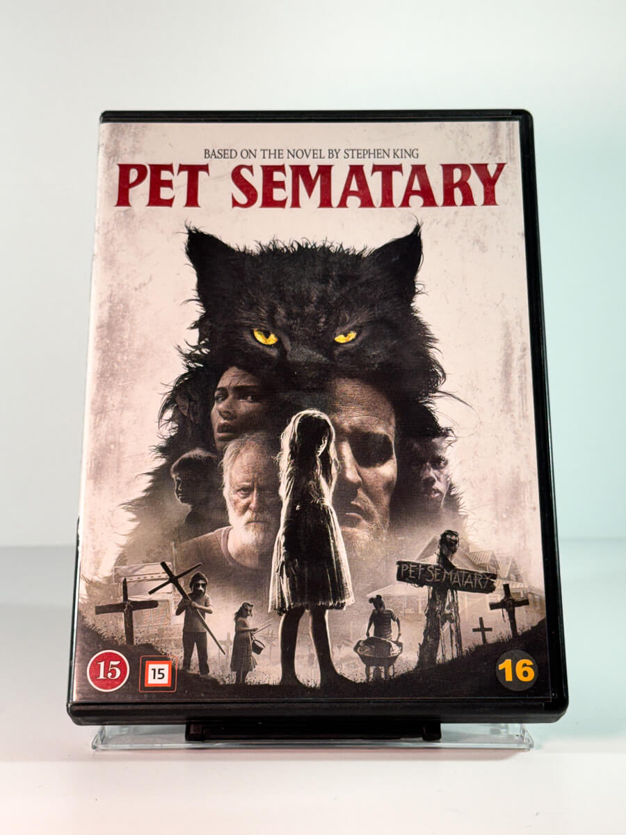 Forside av cover til Pet Sematary, brukt DVD hos Brukbar Film