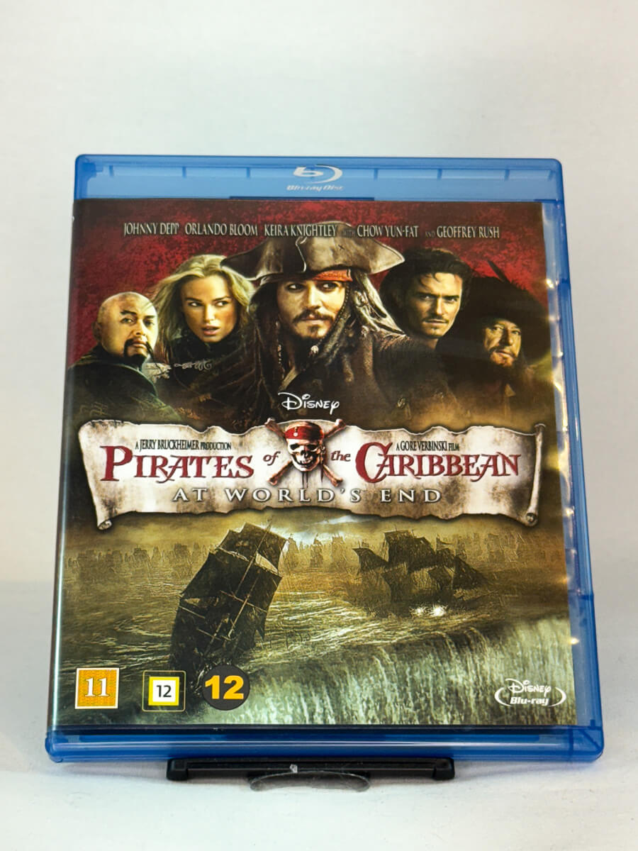 Forside av Blu-ray-cover for Pirates of the Caribbean: At World’s End – brukt Blu-ray-film hos Brukbar Film