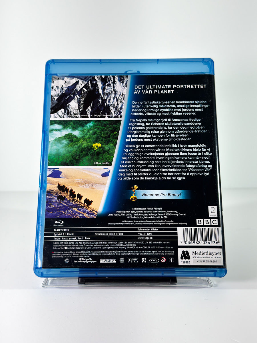 Bakside av cover til Planeten vår på Blu-ray