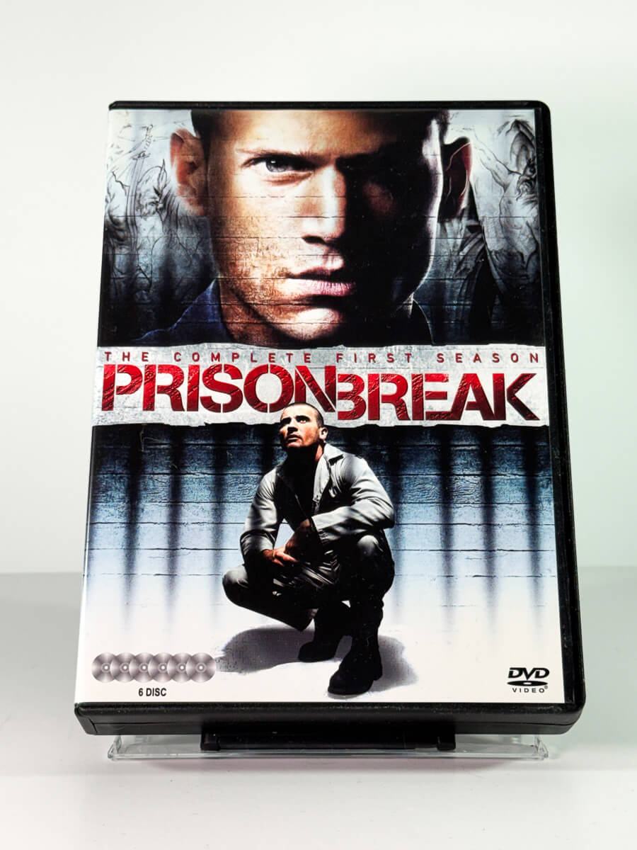 Forside av cover til Prison Break – The Complete First Season, bruktfilm hos nettbutikken Brukbar Film
