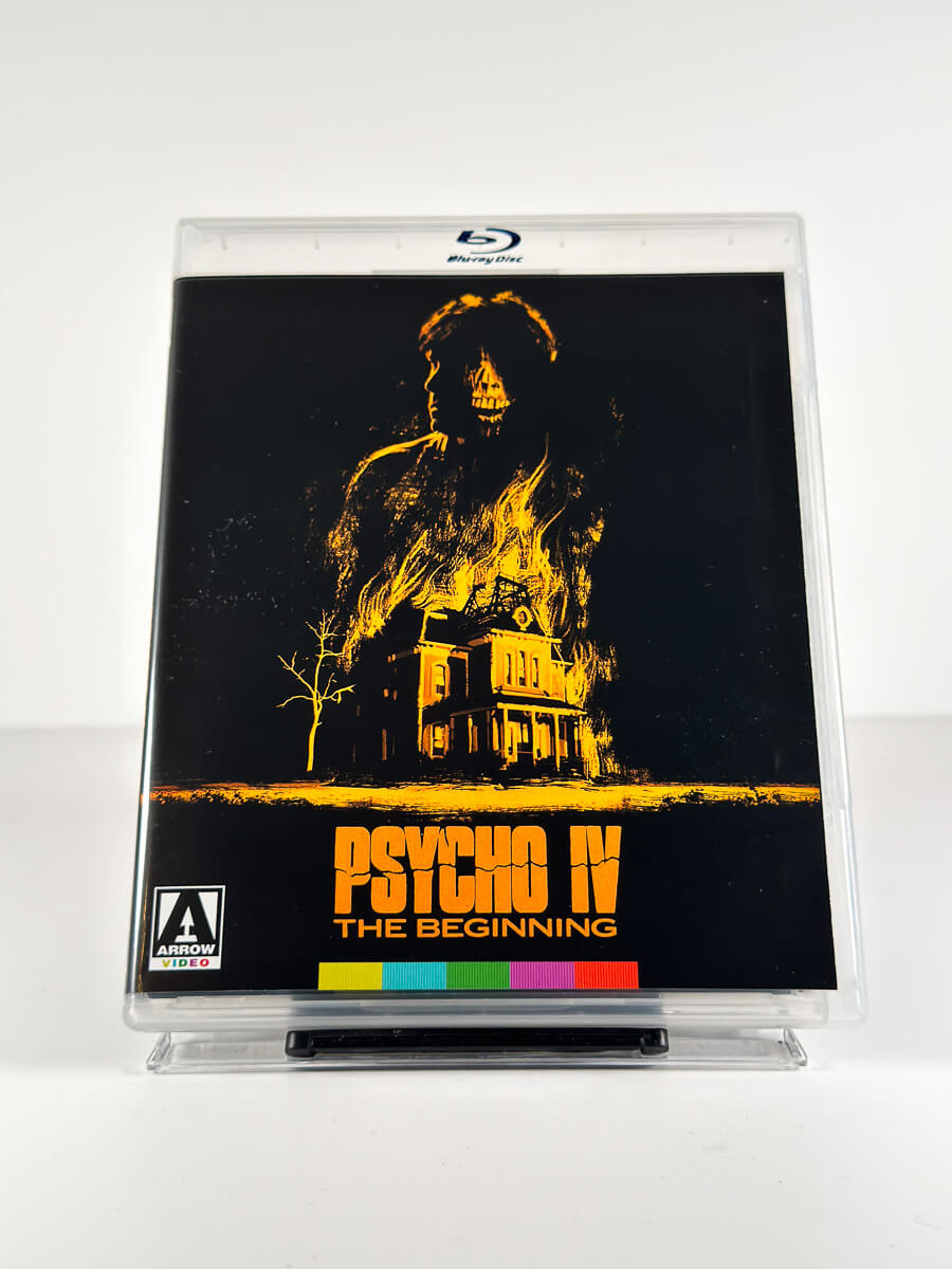 Forside av cover til Psycho IV: The Beginning på Blu-ray