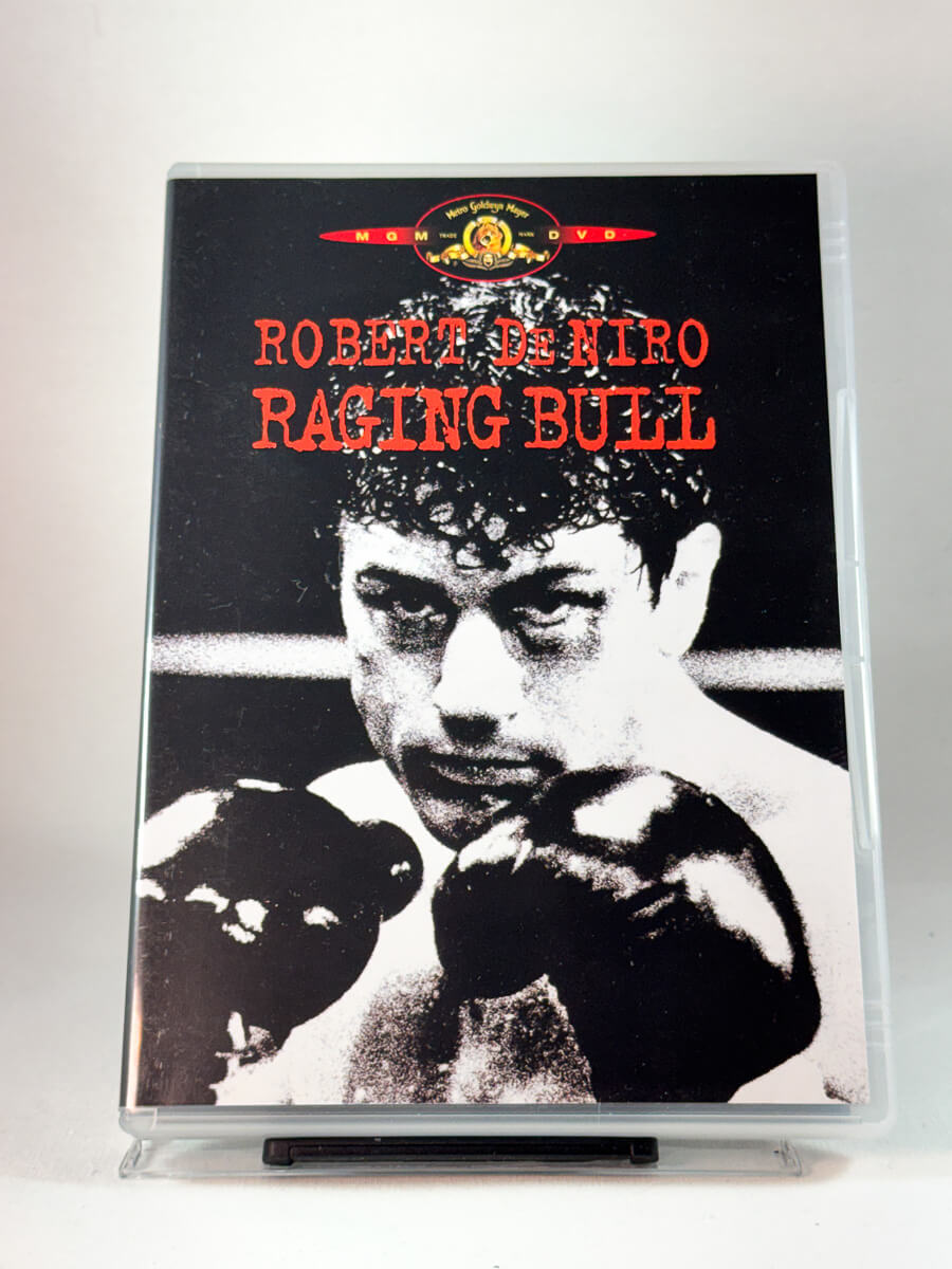 Forside av cover til Raging Bull, bruktfilm på DVD hos Brukbar Film