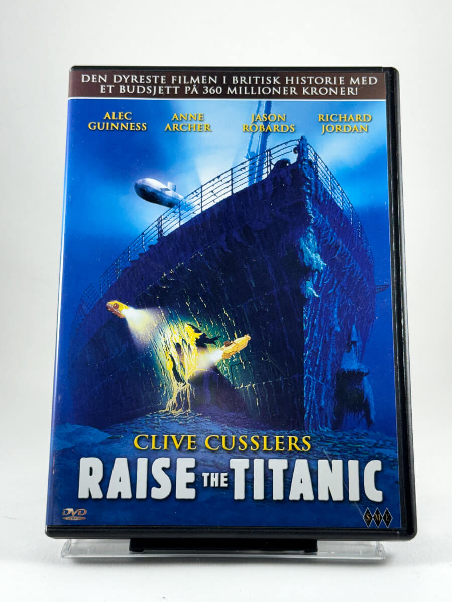 Forside av cover til Raise the Titanic, brukt original DVD hos Brukbar Film