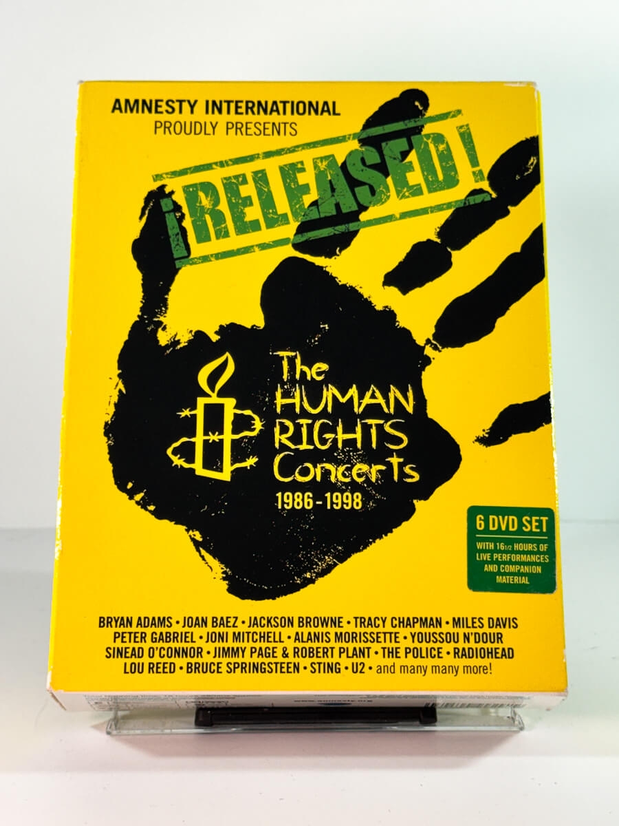 Forside av cover til released the human rights concerts 1986 1998, bruktfilm på DVD hos Brukbar Film