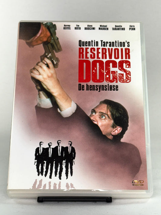 Forside av DVD-cover til Reservoir Dogs (De hensynsløse) – Quentin Tarantinos banebrytende debutfilm med Harvey Keitel, Tim Roth og Steve Buscemi, tilgjengelig som brukt film hos Brukbar Film.