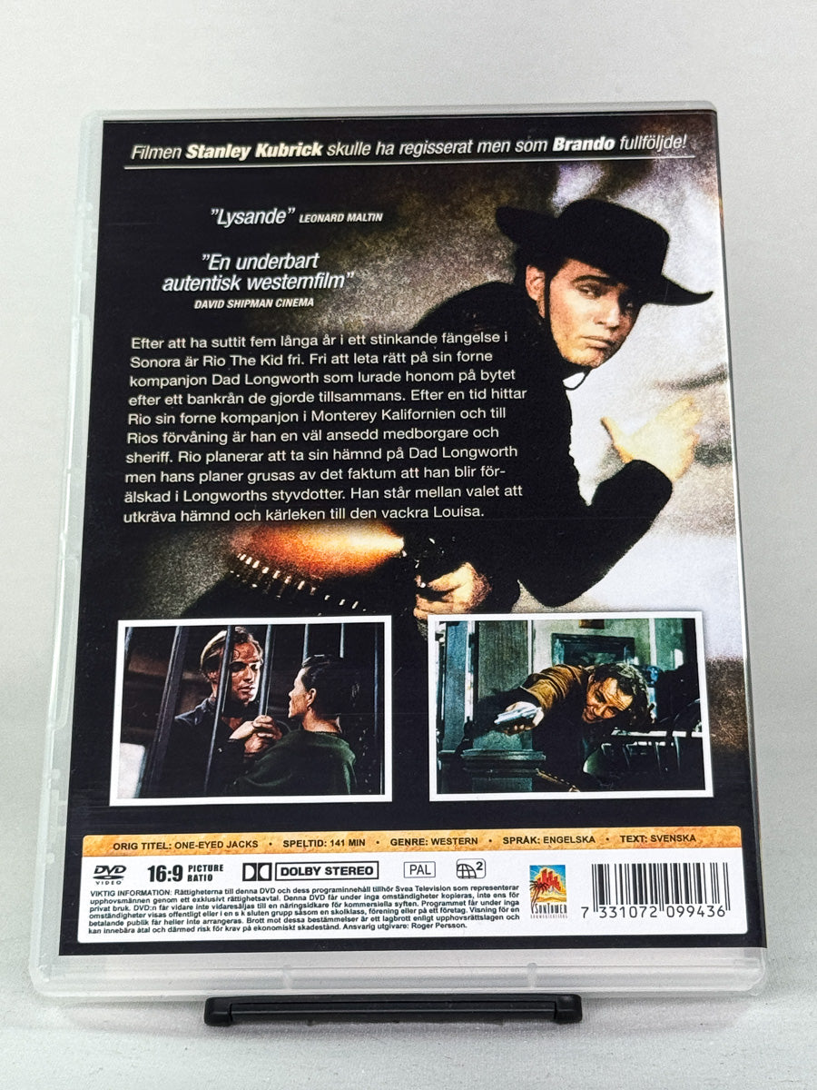 Bakside av DVD-cover til Revansch – One-Eyed Jacks med filmfakta; brukt DVD-utgave hos Brukbar Film.