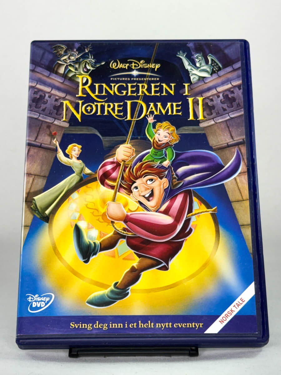 DVD-forside til filmen Ringeren i Notre Dame II
Originalt cover brukt for produktbilde i nettbutikken Brukbar Film
