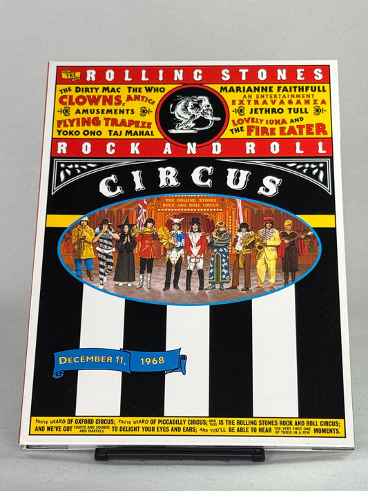 Forside av DVD-cover til Rolling Stones: Rock and Roll Circus – kultkonsertfilm på brukt DVD fra Brukbar Film.